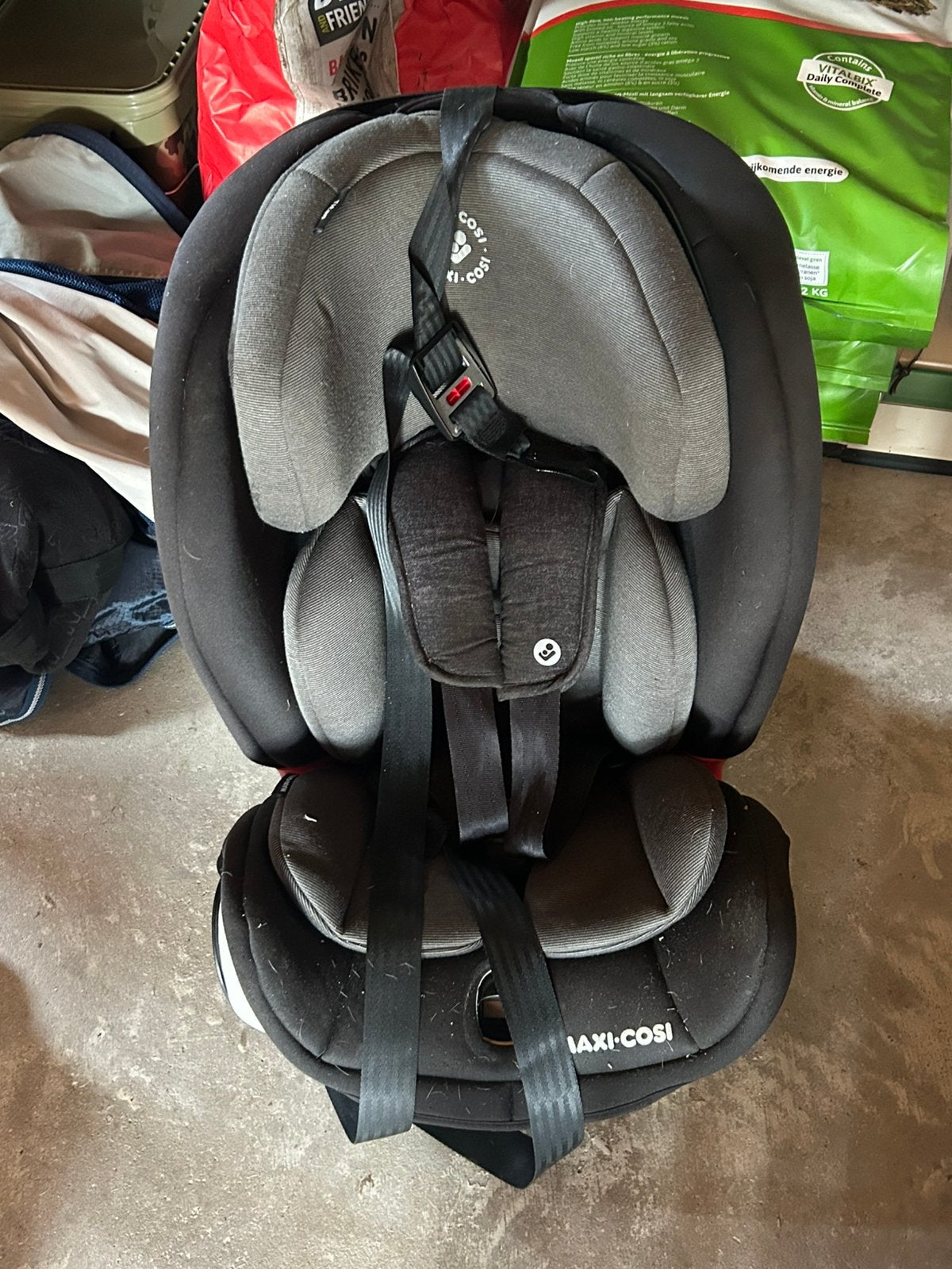 te koop, Kinderen en Baby's, Autostoeltjes, 9 t/m 18 kg, Ophalen of Verzenden, Maxi-Cosi, Gebruikt