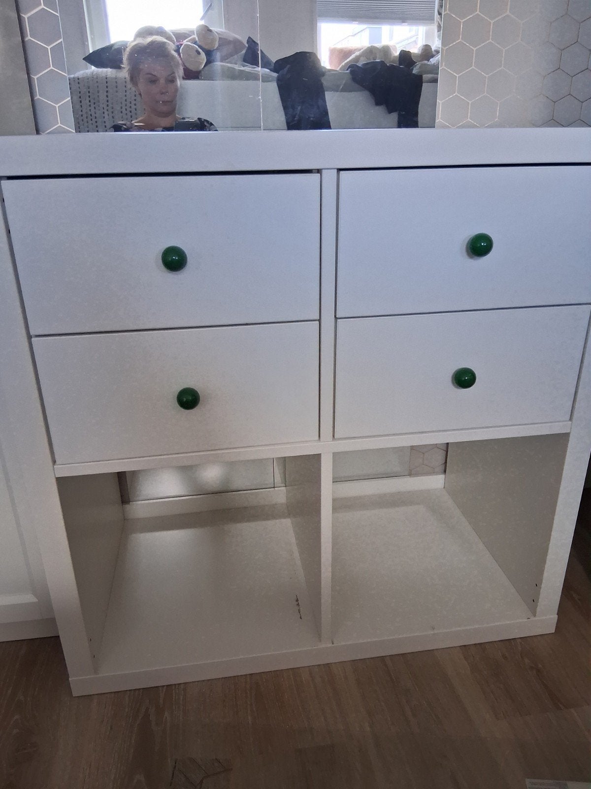 Ikea Kallax kast 4 vakken 77x77 met lades en  deurtjes inzet, Ophalen