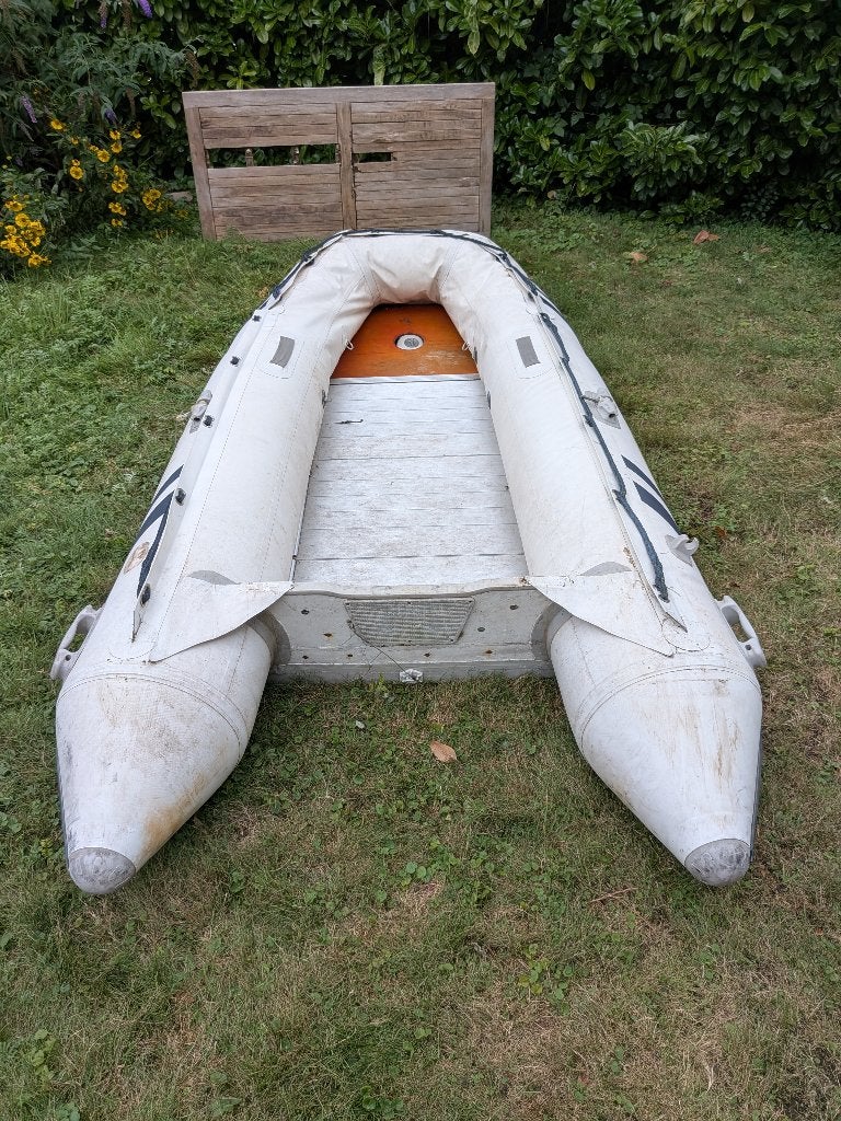 Suzumar 290 rubberboot - opknapper of onderdelen, Ophalen, Gebruikt, Motorboot
