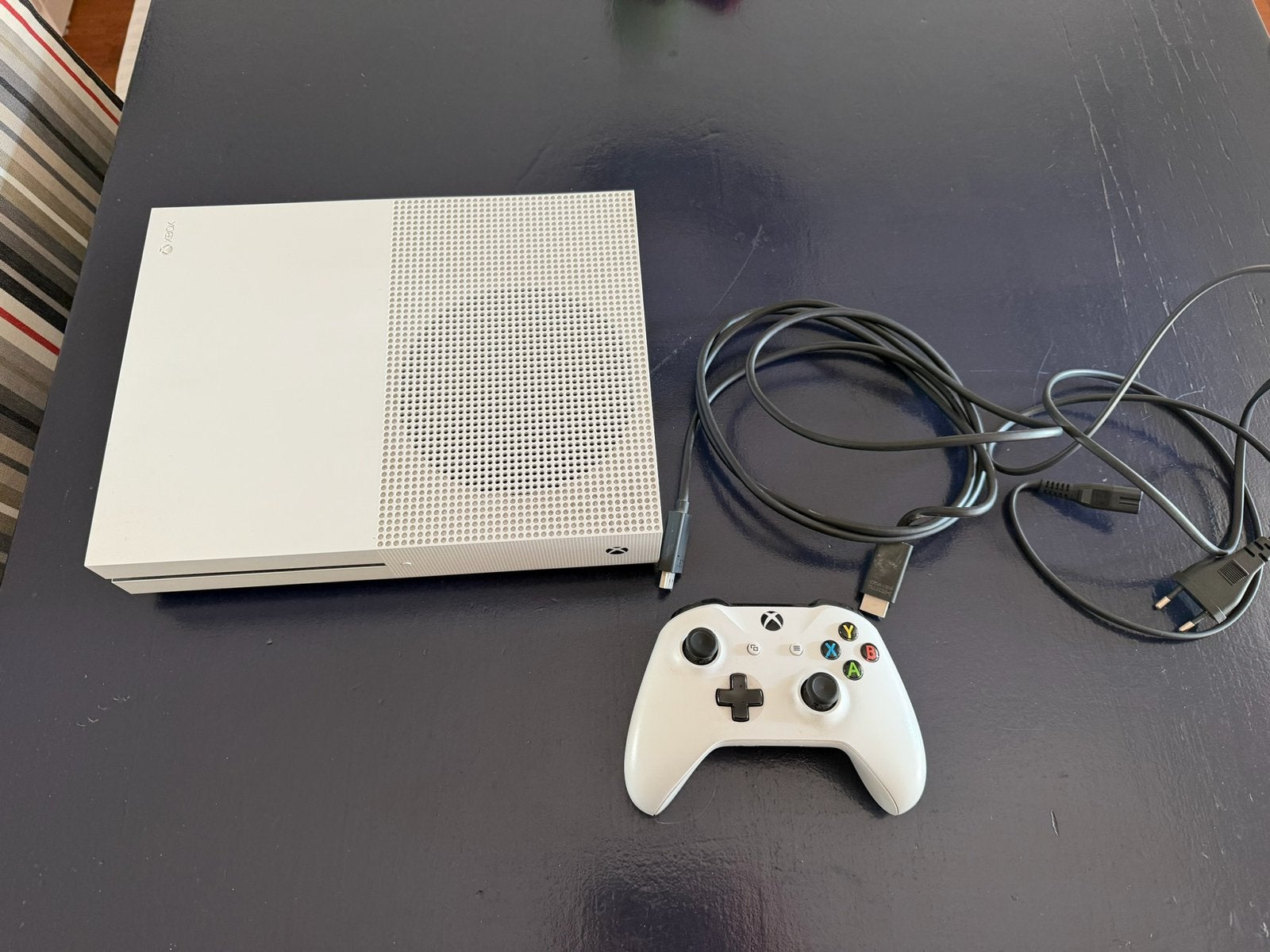 Xbox one s, Spelcomputers en Games, Spelcomputers | Xbox One, Ophalen, 500 GB, Xbox One S, Zo goed als nieuw