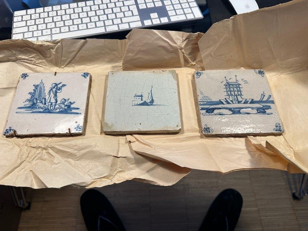 3 antieke Delfts blauwe tegels, Antiek en Kunst, Antiek | Wandborden en Tegels, Ophalen