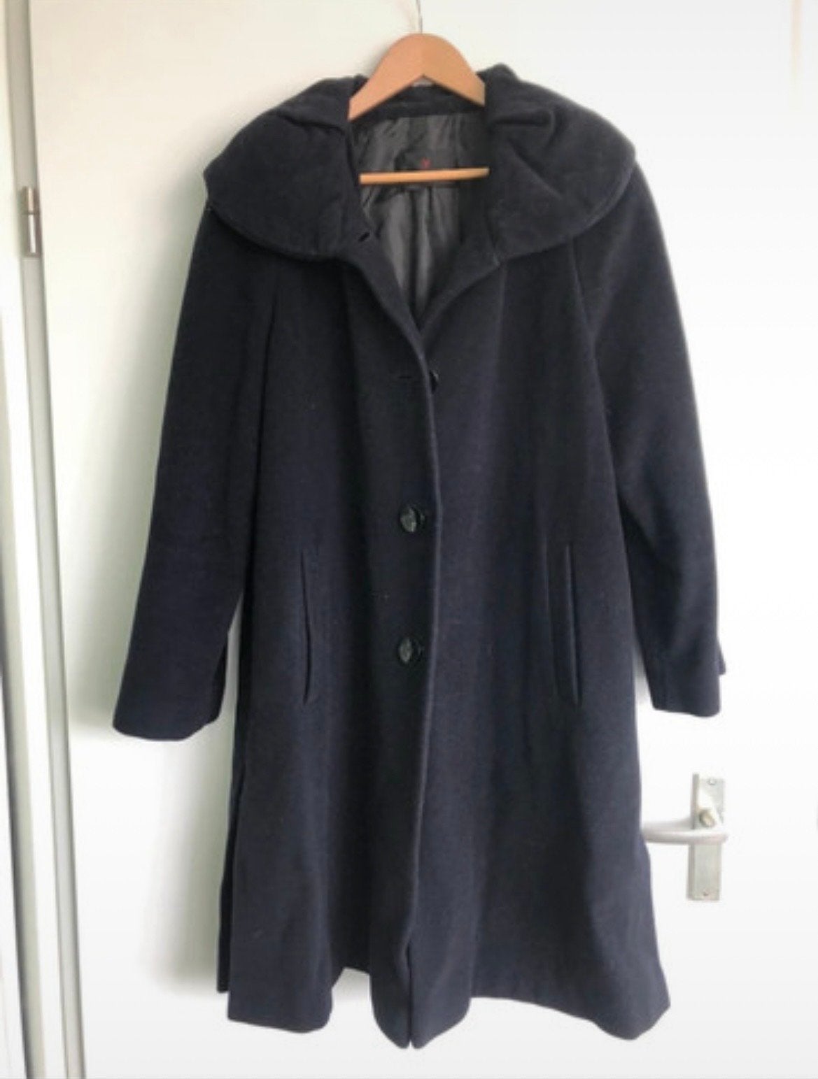 Fuchs Schmitt Wollen Winterjas donkerblauw Maat 40, Kleding | Dames, Ophalen of Verzenden, Zo goed als nieuw, Maat 38/40 (M), Zwart
