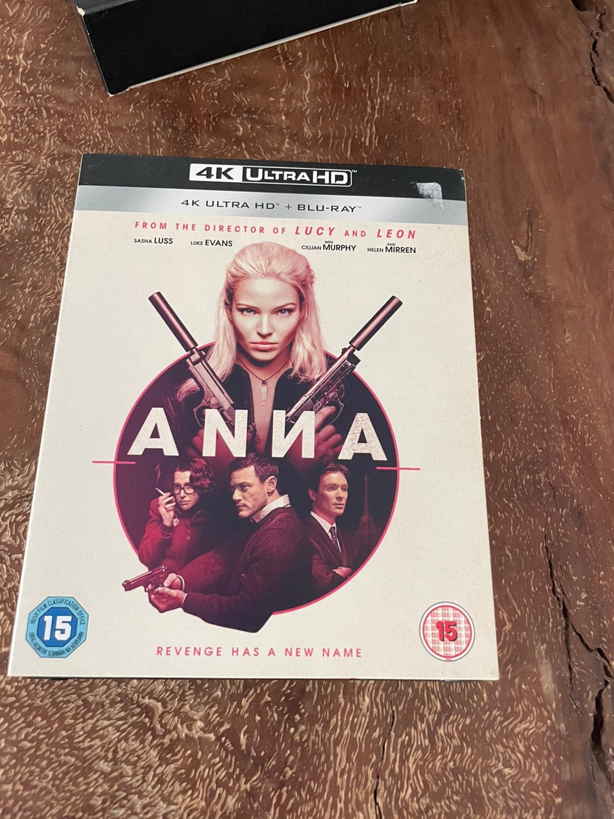 Anna 4K (Luc Besson), Ophalen, Zo goed als nieuw