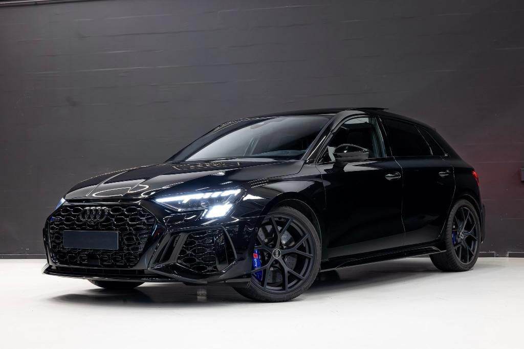 Audi RS3 Sportback 2024 | Keramisch | Full PPF |Dynamic Plus, Automaat, RS3, Parkeerassistent, Zwart