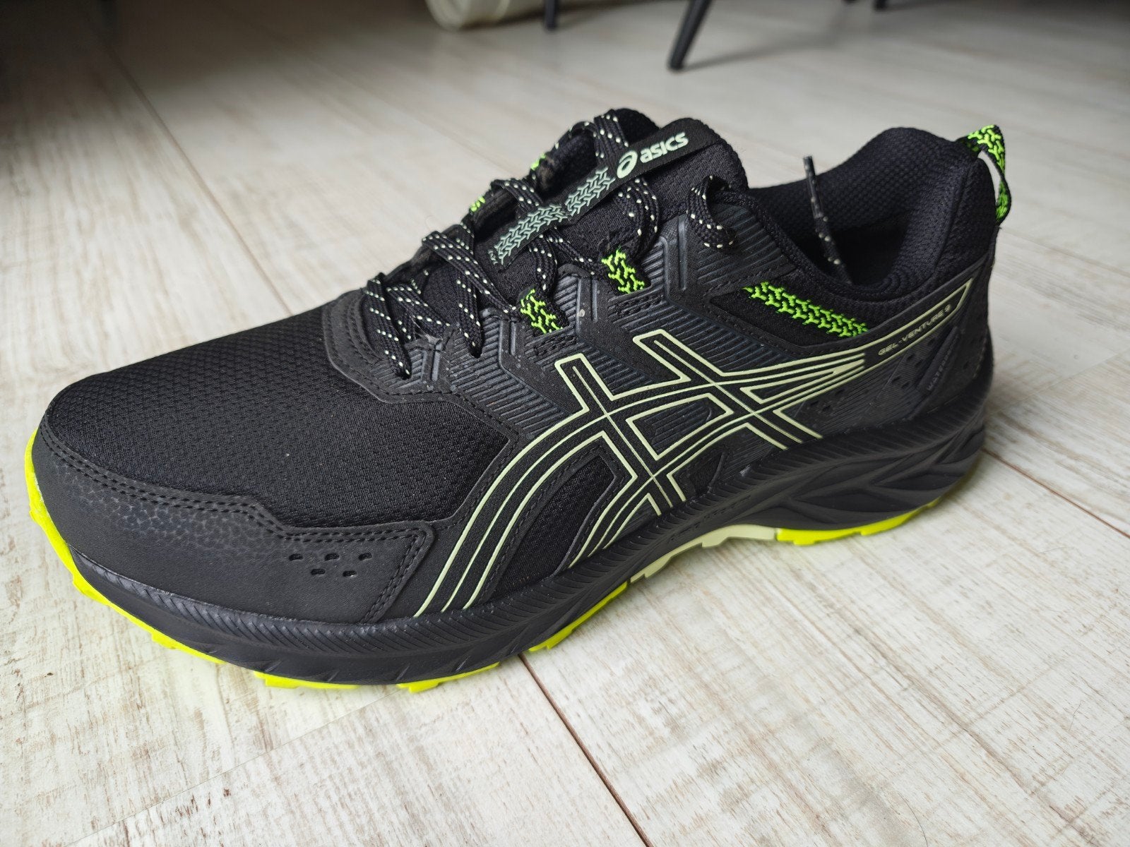 Asics gel venture 9, Nieuw/ongebruik, trail en tennis schoen, Sport en Fitness, Loopsport en Atletiek, Ophalen, Hardloopschoenen