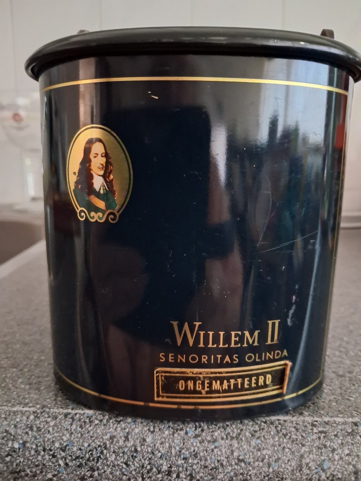 WILLEM II FRAAIE ZWARTE SENORITAS OLINDA OVAAL BLIK, Ophalen of Verzenden, Gebruikt, Overige, Overige merken