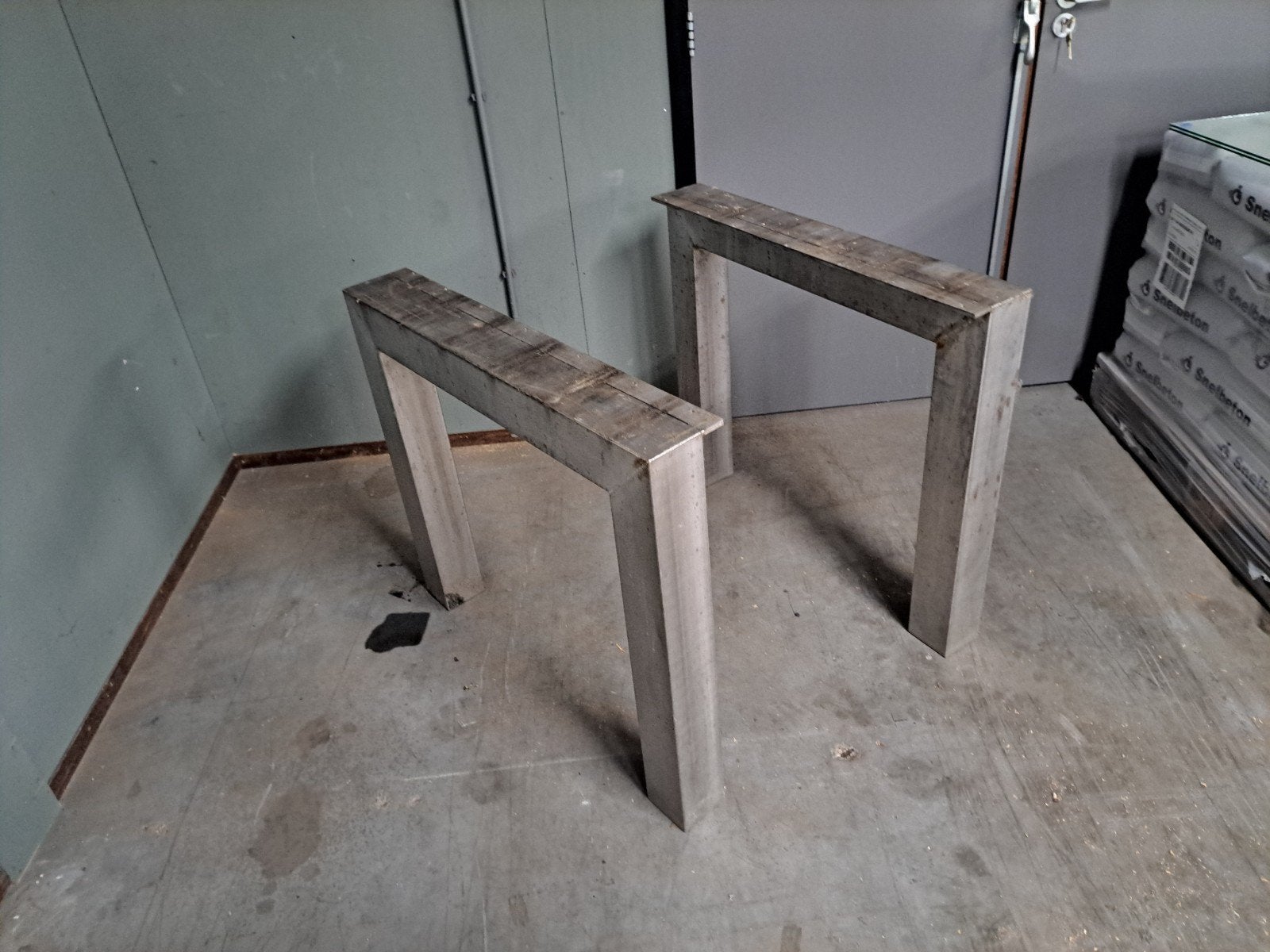 Rvs tafelpoten - Set van 2, Huis en Inrichting, Tafelpoot, Minder dan 50 cm, Gebruikt, Minder dan 50 cm