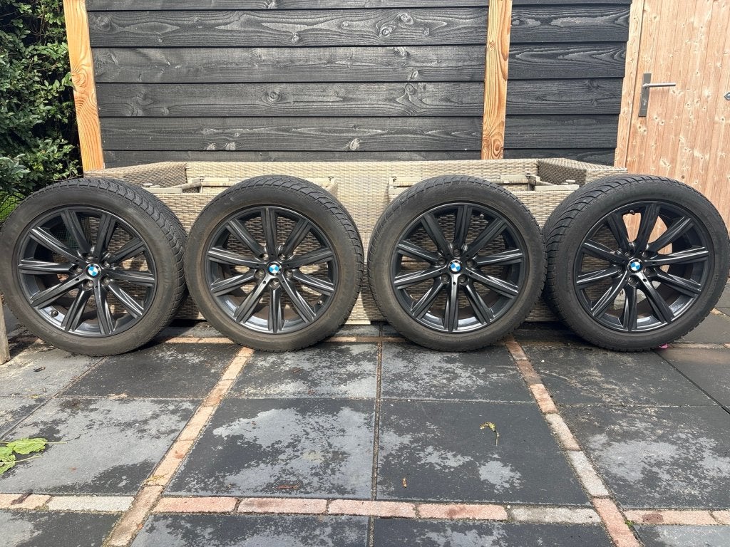 Originele BMW 5-serie G30/G31 18” 662M winterset Goodyear, Auto-onderdelen, Ophalen, 18 inch, Banden en Velgen, Winterbanden