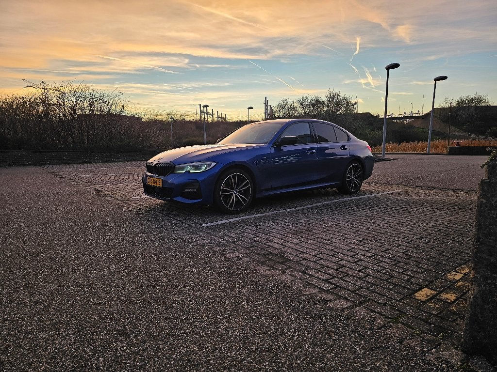 BMW 3-Serie 330e sedan G20 Stage 1 uit 2019 Portimao Blauw, 1998 cc, Zwart, Blauw, Sedan