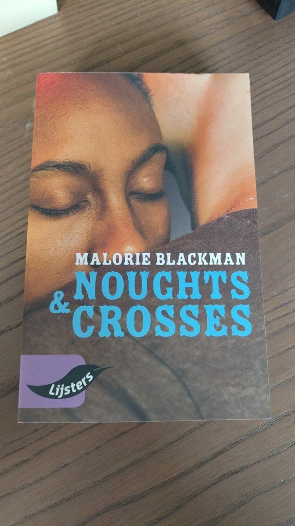 Noughts & Crosses – Malorie Blackman, Ophalen of Verzenden, Zo goed als nieuw, Malorie Blackman