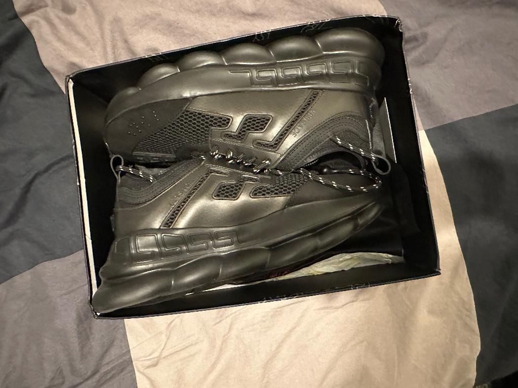 Versace sneakers 45, Kleding | Heren, Schoenen, Zwart, Nieuw, Ophalen of Verzenden, Sneakers of Gympen