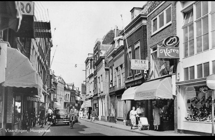 Vlaardingen Hoogstraat 1962 kinderwagen & oude auto, Verzenden, 1960 tot 1980, Ongelopen, Zuid-Holland