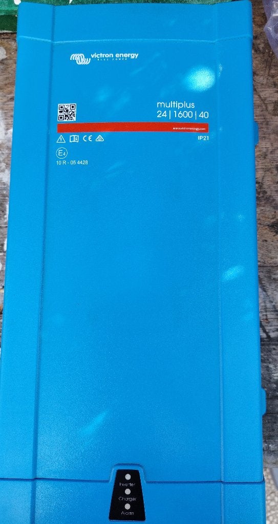 Te koop Victron multiplier 24/1600/40 omvormer &:lader, Ophalen, Zo goed als nieuw, Overige merken, Omvormer
