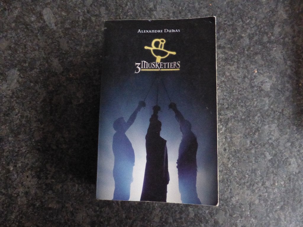 Alexandre Dumas 3 musketiers, Ophalen of Verzenden, Zo goed als nieuw
