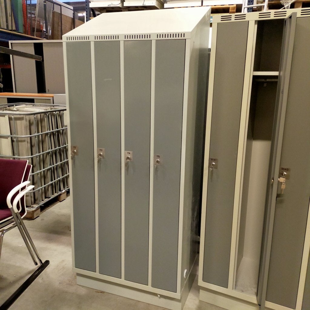 4-deurs Oostwoud ruimte besparende kledinglocker EXTRA SMAL, Huis en Inrichting, Kasten | Lockerkasten, Niet ingevuld, Gebruikt