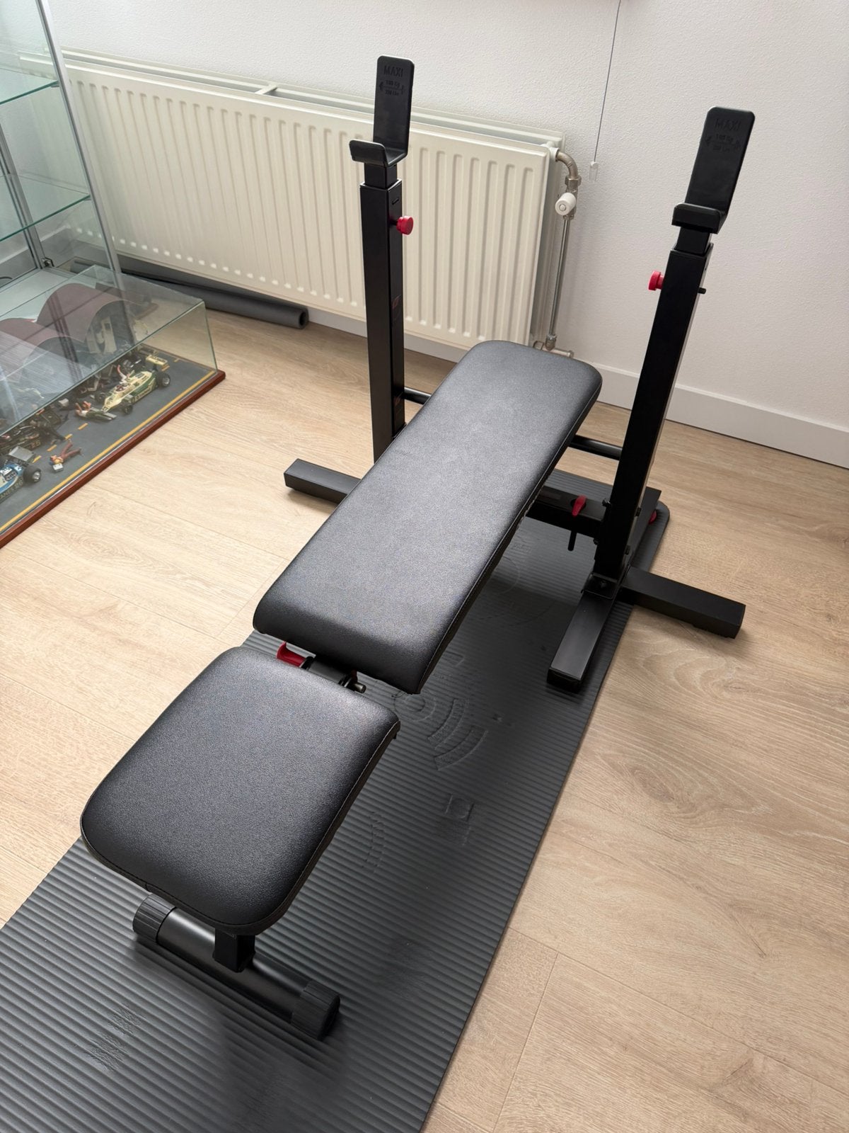 Halterbank inklapbaar & verstelbaar met haltersteunen, Sport en Fitness, Ophalen, Zo goed als nieuw, Armen, Fitnessbank