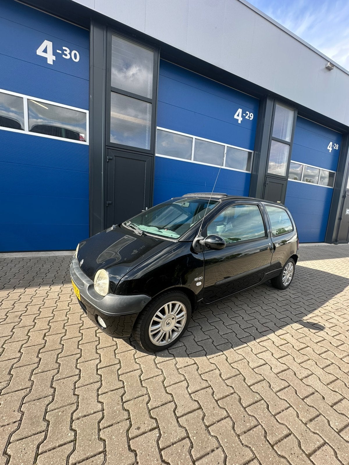 Renault Twingo 1.2 55KW Auth, Auto's, Renault, Particulier, Twingo, Benzine, C, Hatchback, Handgeschakeld, Origineel Nederlands