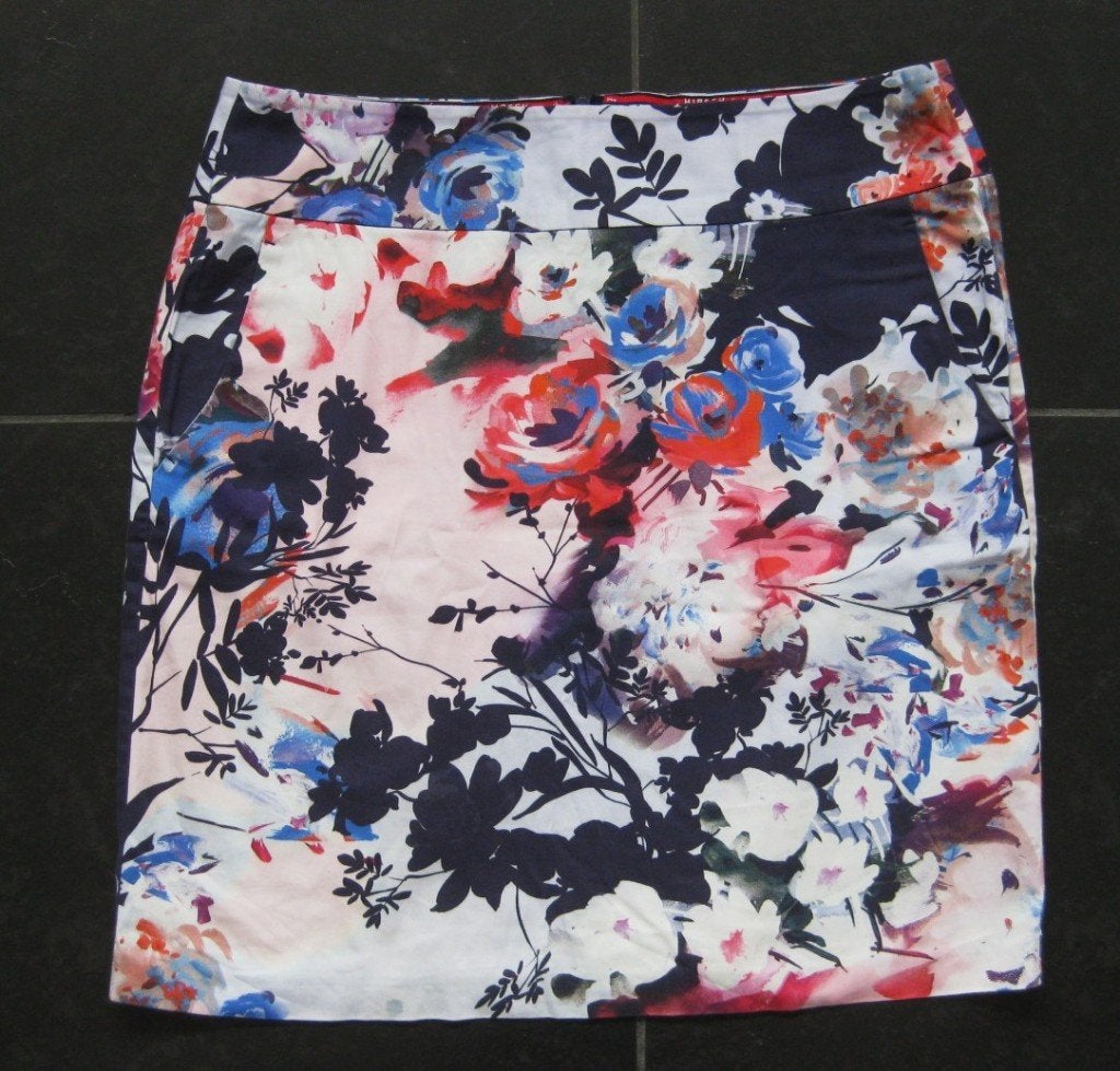 Hirsch rok, blauw rood bloemen, maat 40, Kleding | Dames, Maat 38/40 (M), Meerkleurig, Zo goed als nieuw, Boven de knie