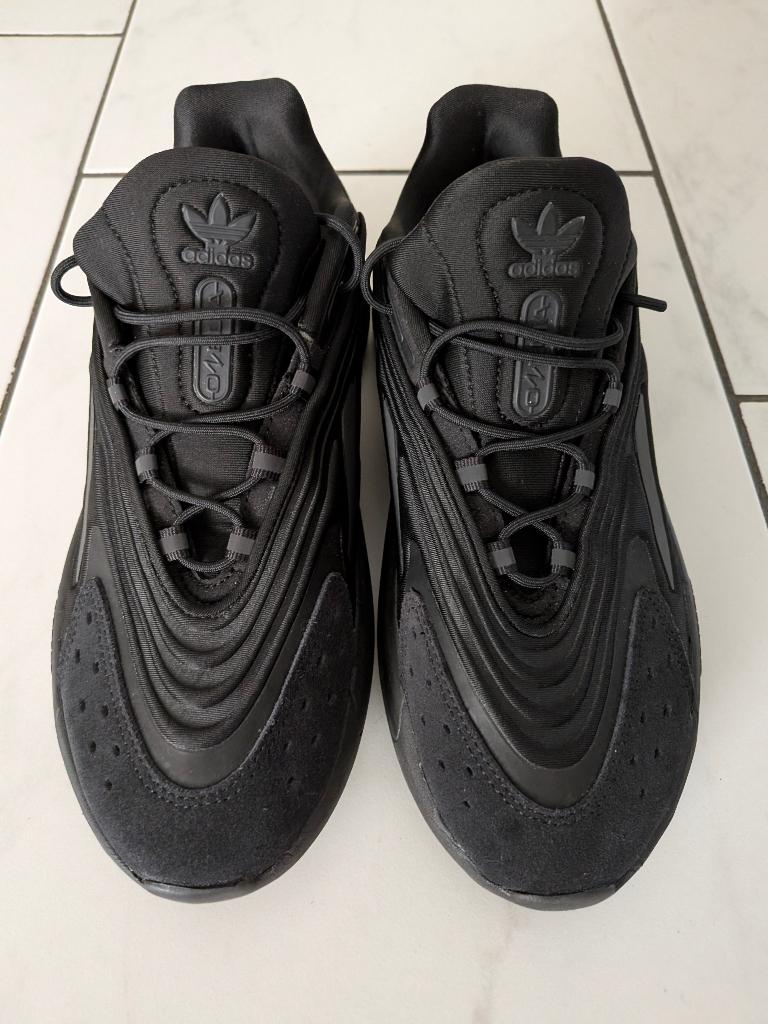 Aangeboden Adidas Black Ozelia Adiprene Sneakers, Ophalen, Zo goed als nieuw, Adidas, Sportschoenen
