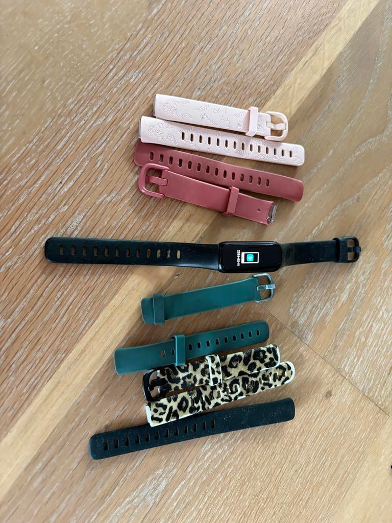 Fitbit Inspire 3 met extra bandjes, Hartslag, Zwart, Ophalen of Verzenden, Zo goed als nieuw