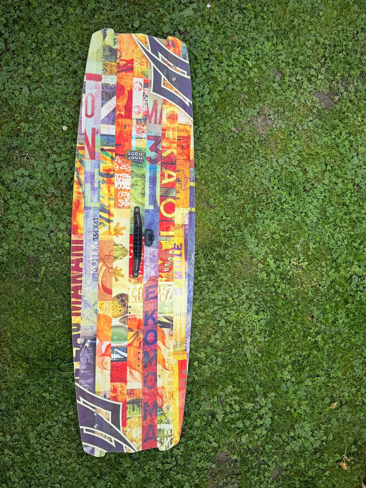 Kitesurfboard Naish Motion 134x41, Watersport en Boten, Kitesurfen, Twintip, Ophalen, Gebruikt, Kiteboard