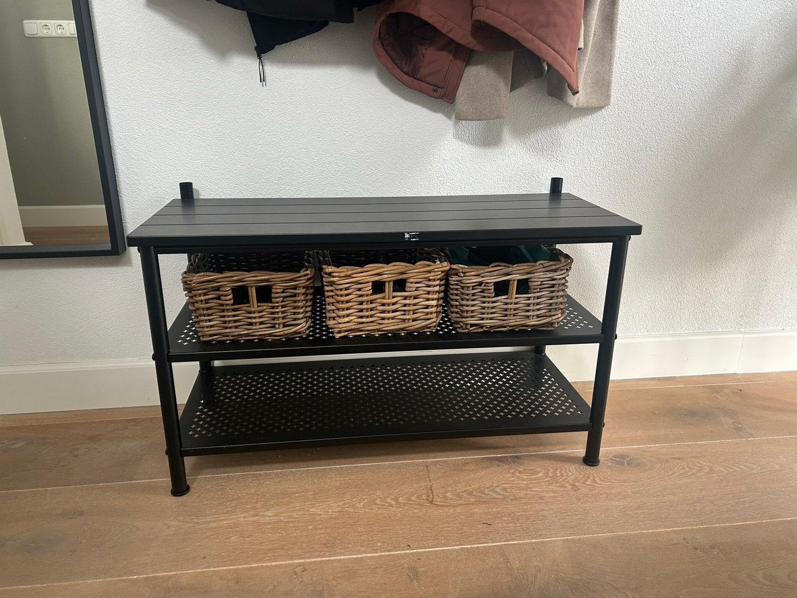 Zwart metalen schoenenrek., Ophalen, Gebruikt