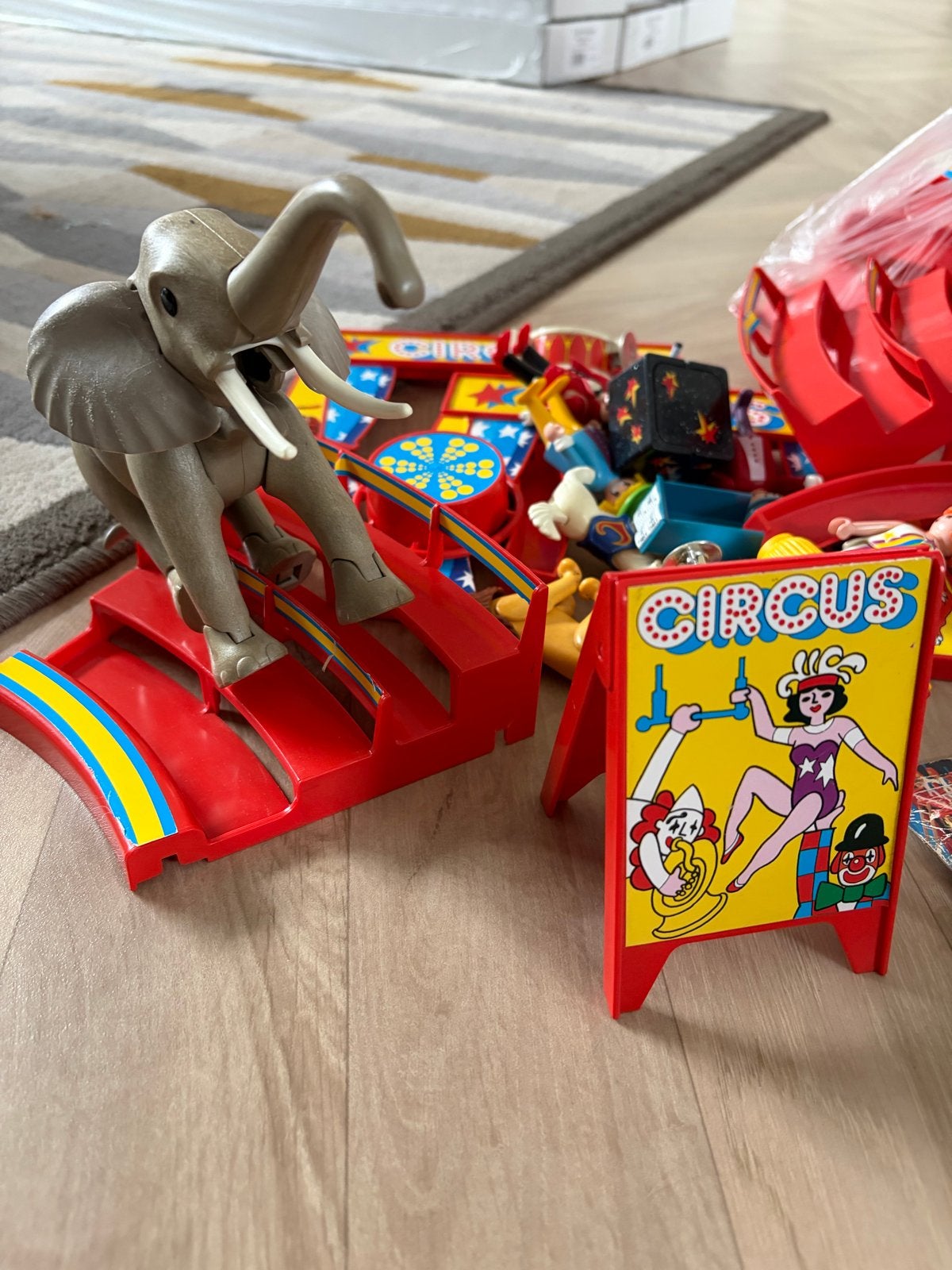Vintage Playmobil Circus 3553 met olifant en accessoires, Ophalen of Verzenden, Gebruikt, Jongen of Meisje