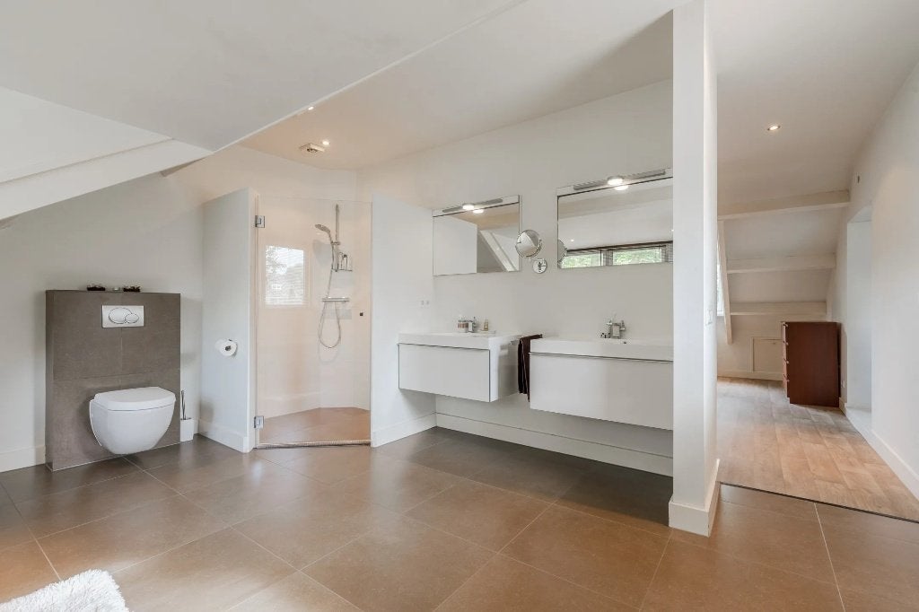 Complete badkamer – Villeroy & Boch bad, wastafels & douche, Ophalen, Gebruikt, Met douche