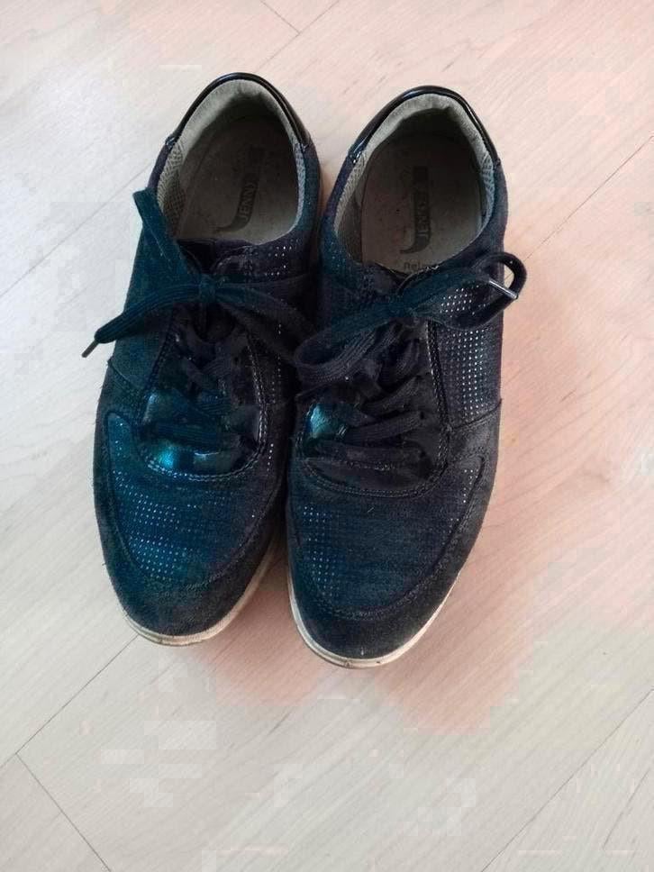 JENNY sneaker donkerblauw maat 40, Kleding | Dames, Schoenen, Ophalen of Verzenden, Zo goed als nieuw, Blauw, Sneakers of Gympen