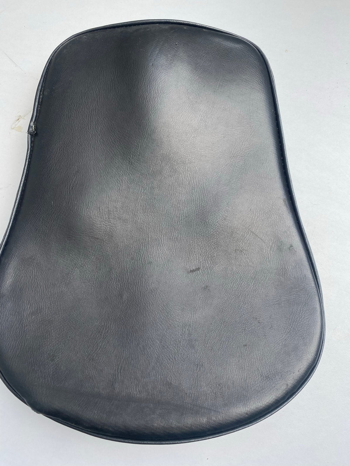 Zwart Plakzadel Harley Davidson - Comfortabel en Stijlvol, Motoren, Ophalen of Verzenden, Gebruikt