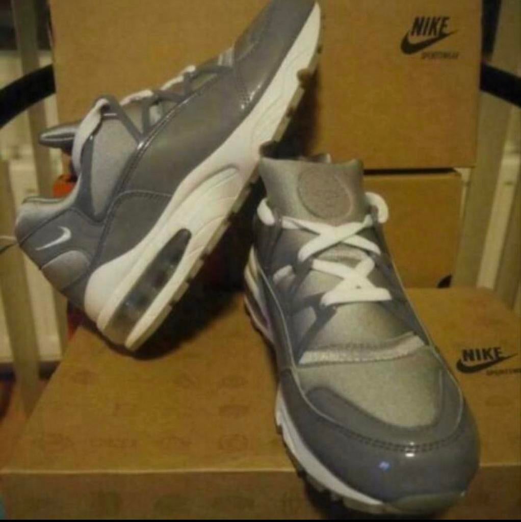 Nike Air Huarache Light Burst “Cool Grey”. Maat EU 40 | US 7, Overige kleuren, Nike, Nieuw, Ophalen of Verzenden