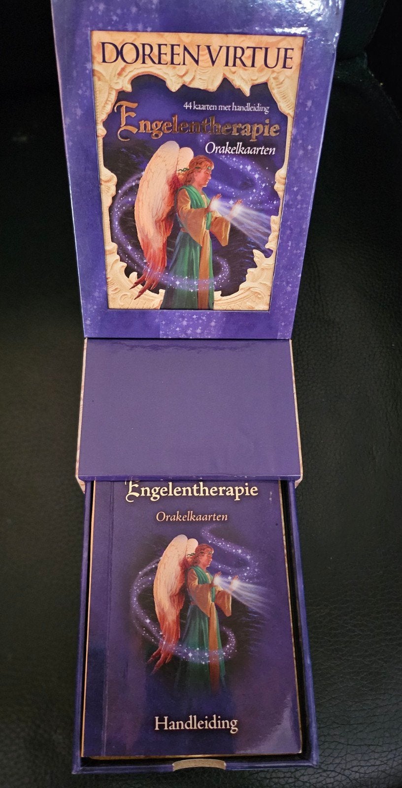 Doreen Virtue - Engelentherapie Orakelkaarten, Boeken, Tarot of Kaarten leggen, Overige typen, Ophalen of Verzenden, Zo goed als nieuw