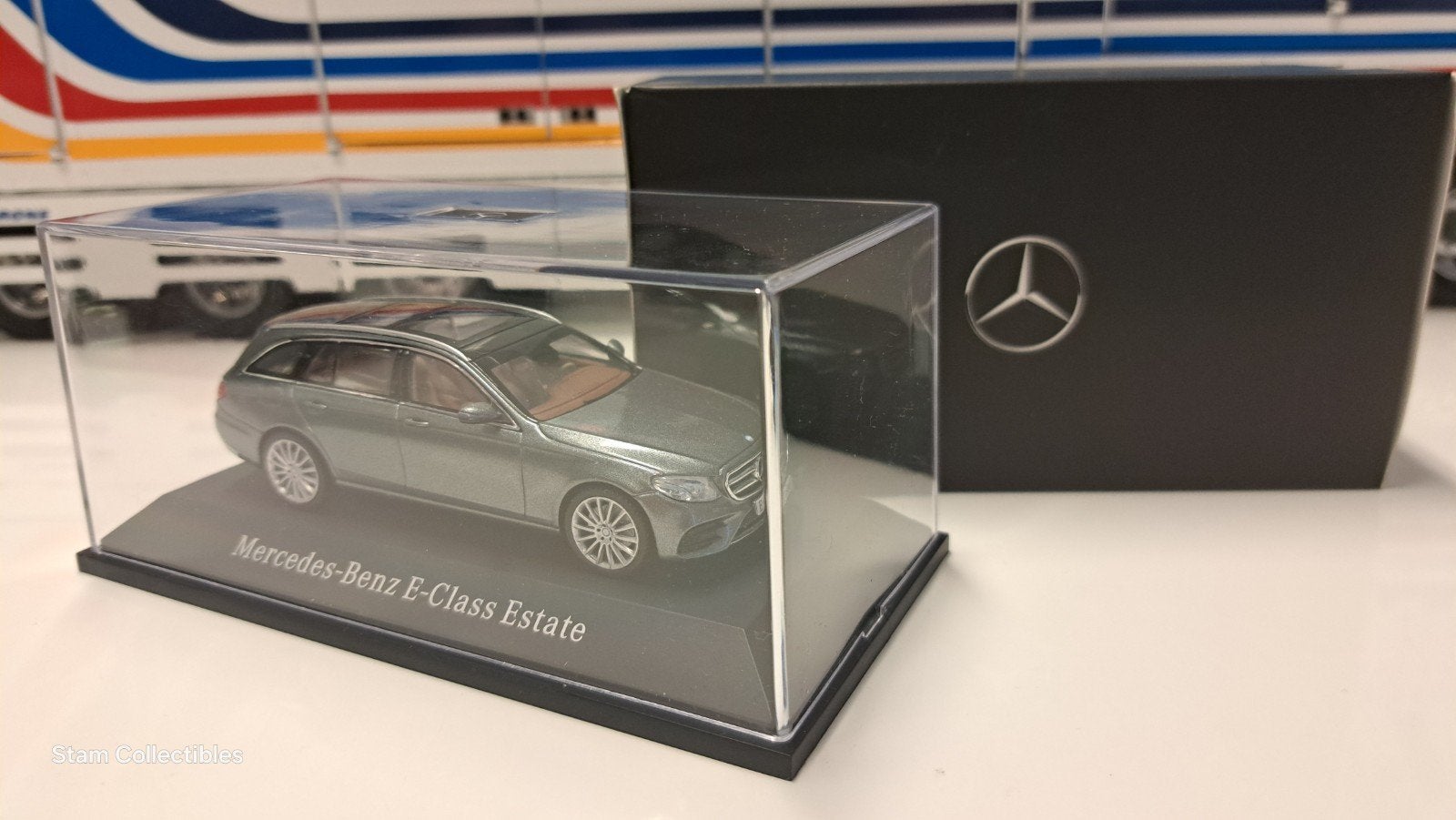 Iscale Mercedes-Benz W213 S213 T-Modell Selenite Grey Mett., Hobby en Vrije tijd, Modelauto's | 1:43, Zo goed als nieuw, Auto
