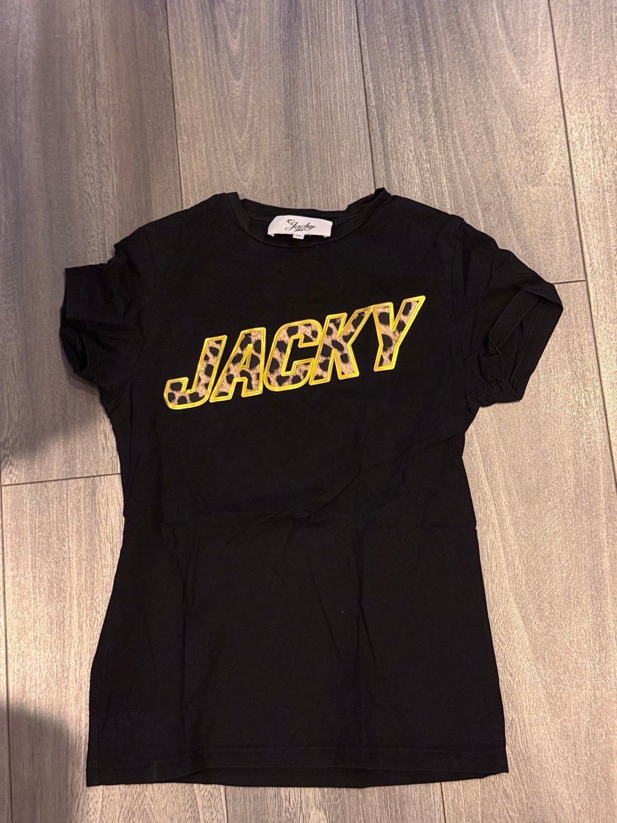 Zwart T-shirt met 'JACKY' print - Maat 14, Ophalen of Verzenden, Gebruikt, Meisje