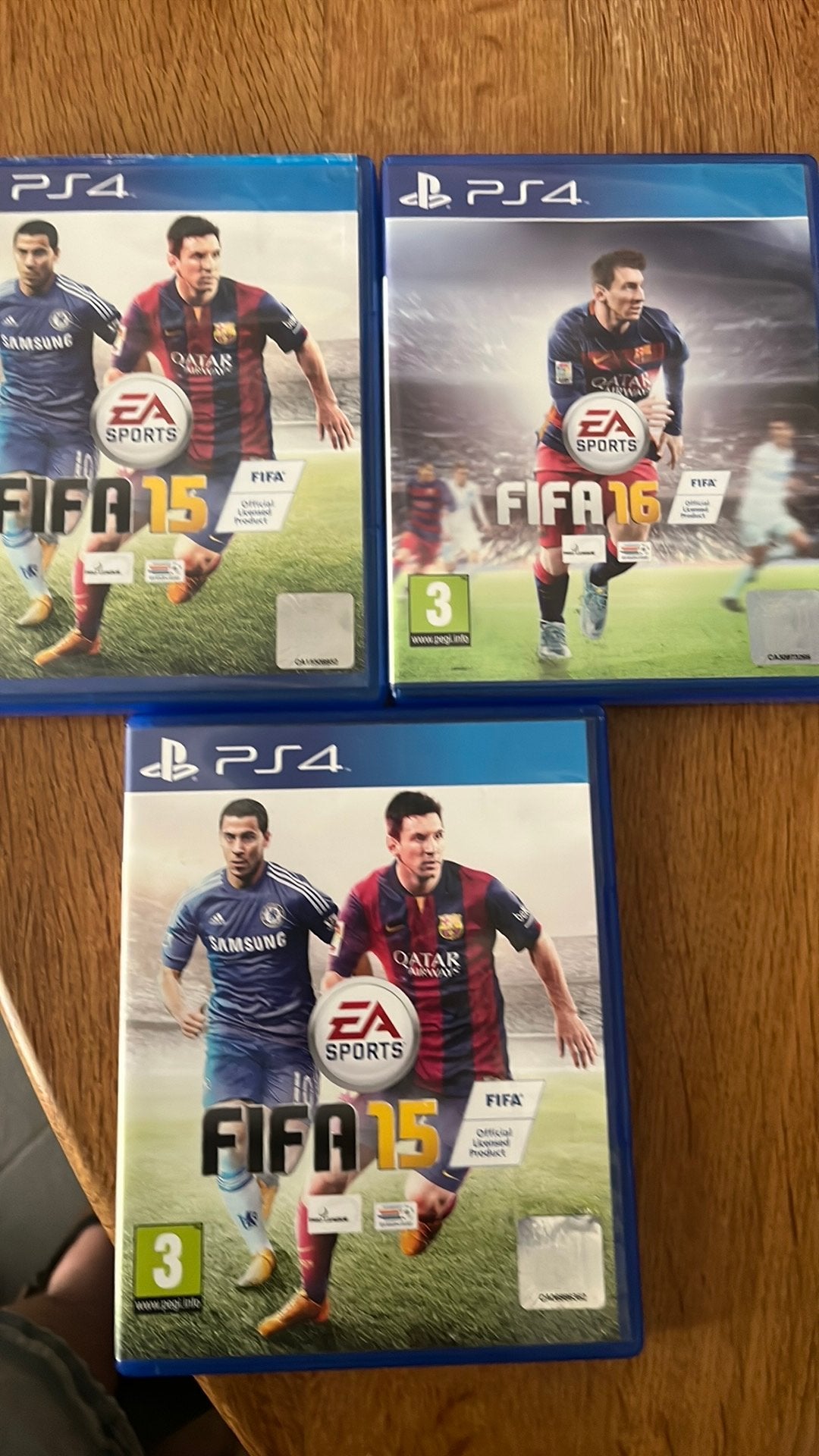 PlayStation 4 Spellen:  Fifa 15 en 16, Gebruikt, Vanaf 18 jaar, Shooter, 2 spelers