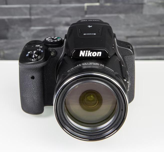 GEZOCHT: Originele Nikon zonnekap voor Nikon Coolpix P900, Ophalen of Verzenden, Gebruikt, Toebehoren