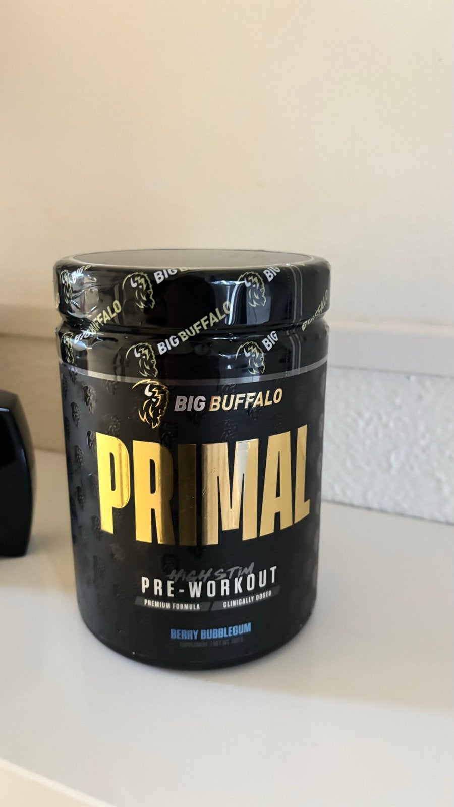 Big Buffalo Primal Pre-Workout Berry Bubblegum, Ophalen of Verzenden, Zo goed als nieuw, Poeder of Drank