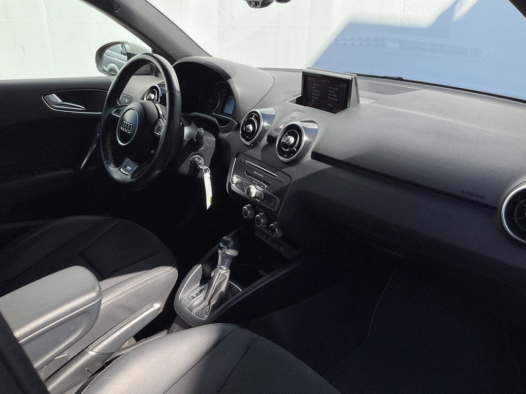 Audi A1 Sportback 1.6 TDI Sport Pro Line S-Line Automaat Cru, Auto's, Audi, Euro 6, 4 cilinders, 4 stoelen, 116 pk