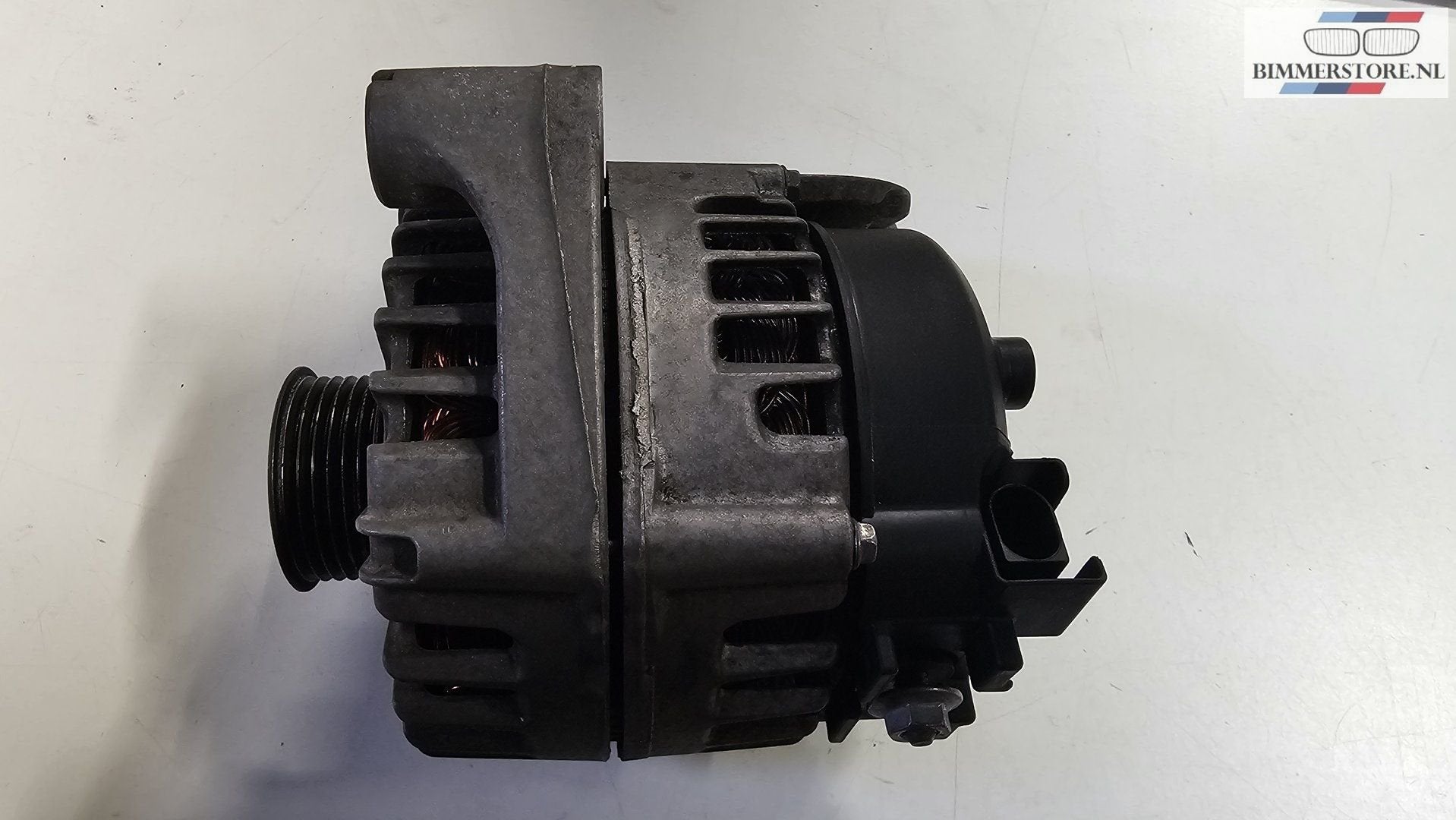 Dynamo 180A 6 rips BMW 1 / 3 X1 X3 Serie E8x E9x E84 E83 LCi, Gebruikt, -, -, Ophalen of Verzenden