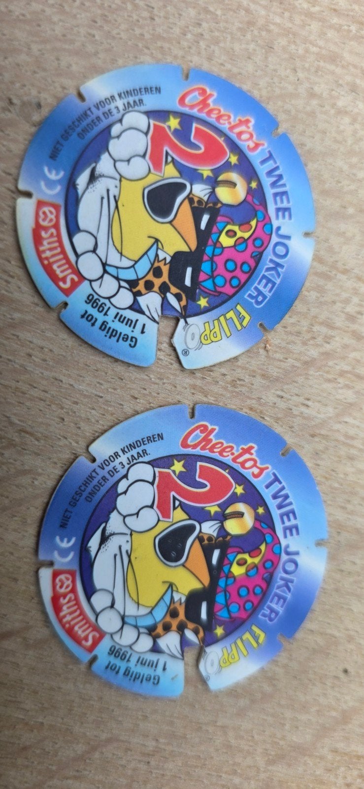 Cheetos Twee Joker Flippo's - Zeldzaam verzamelobject, Ophalen of Verzenden, Joker, Losse flippo's