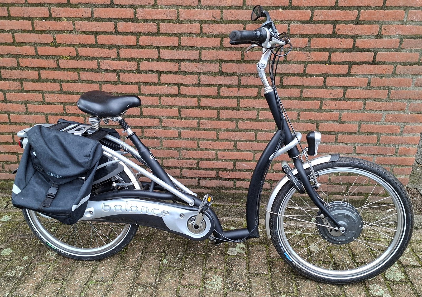 Te koop goede van Raam balancefiets, Fietsen en Brommers, Elektrische fietsen, Gebruikt, 47 tot 51 cm, 30 tot 50 km per accu, Ophalen