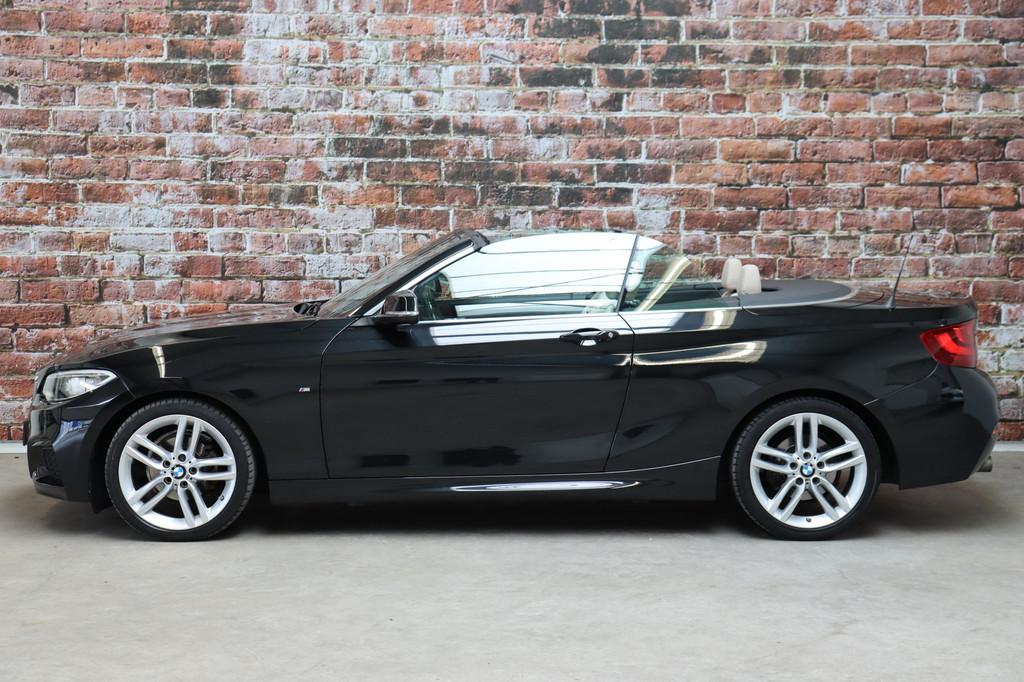 BMW 2 Serie Cabrio 218i High Executive M Sport Pakket Automa, Auto's, BMW, Automaat, Gebruikt, Cabriolet, 4 stoelen