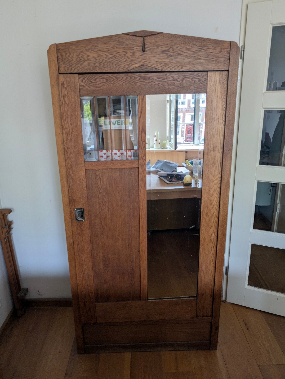 Antieke houten kast met verstelbare legplanken, Antiek en Kunst, Ophalen