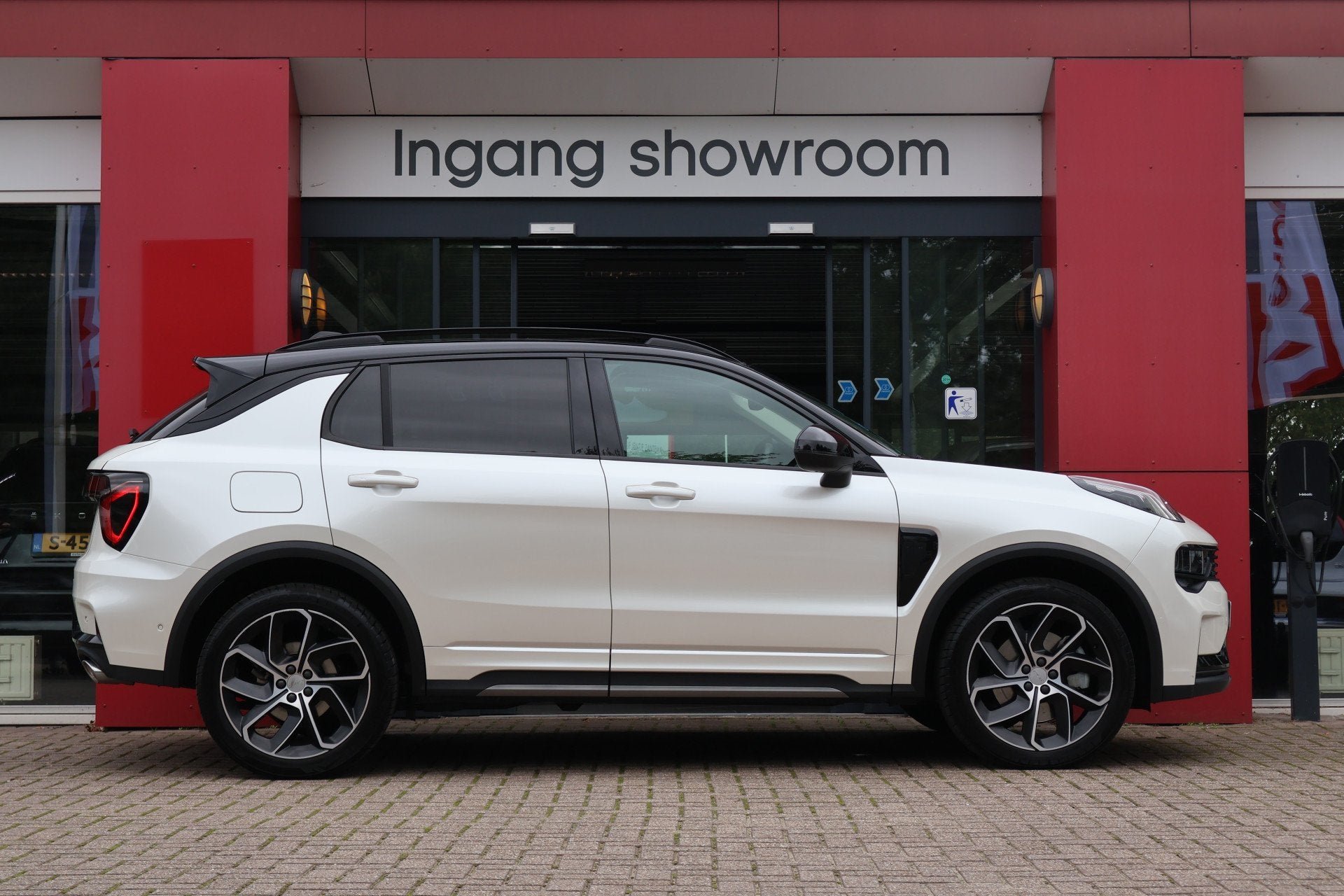 Lynk & Co 01 1.5 | White Edition | Panoramadak | ACC | Camer, Stof, Origineel Nederlands, Bedrijf, 1854 kg