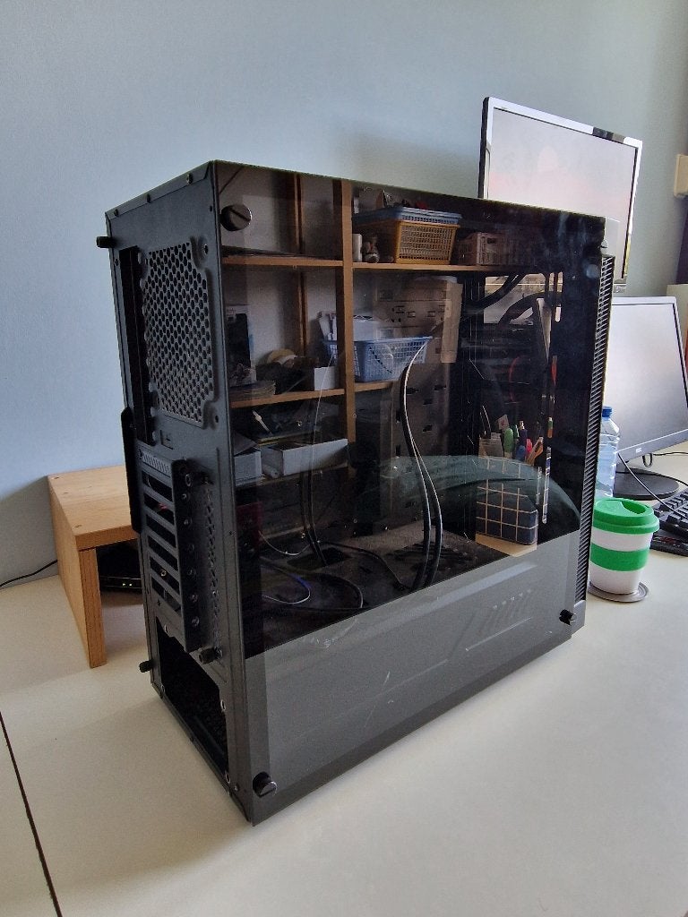 PC behuizing, Sharkoon TG5, zwart, Computers en Software, Computerbehuizingen, Ophalen, Zo goed als nieuw