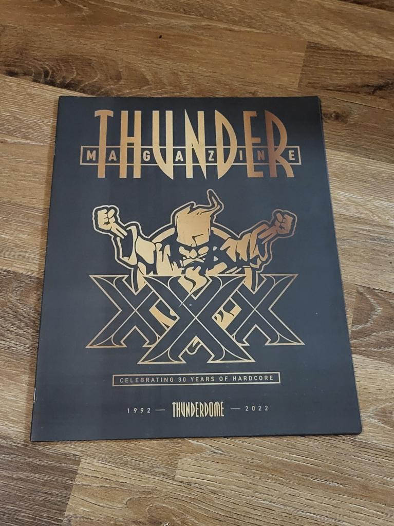 Thundermagazine ( Thunderdome / Hardcore / ID&T / Gabber ), Ophalen of Verzenden, Nieuw, Artiest