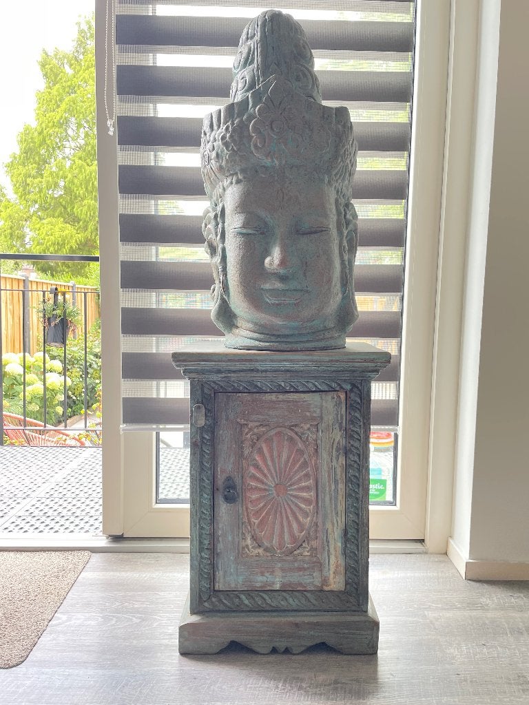 Beeld + kastje, Ophalen, Buste, 50 - 100 cm, Steen of Keramiek