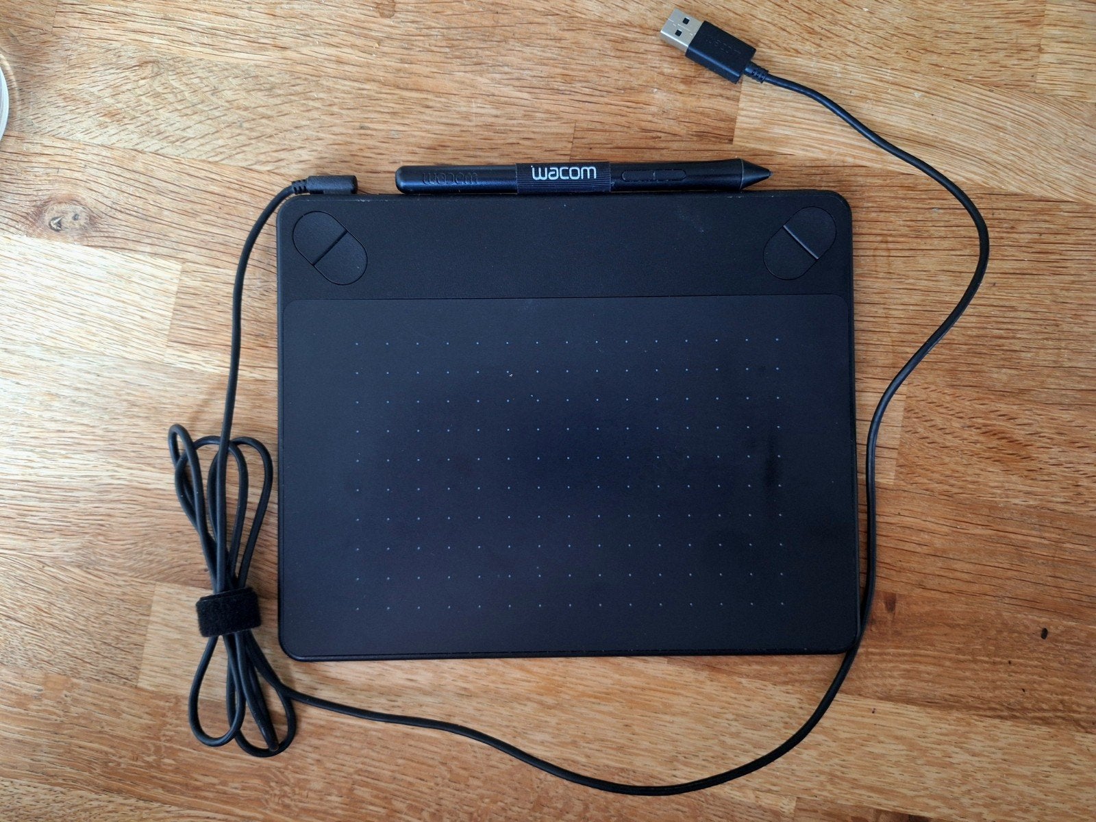 Wacom Intuos, Ophalen of Verzenden, Gebruikt, Bedraad, Wacom Intuos