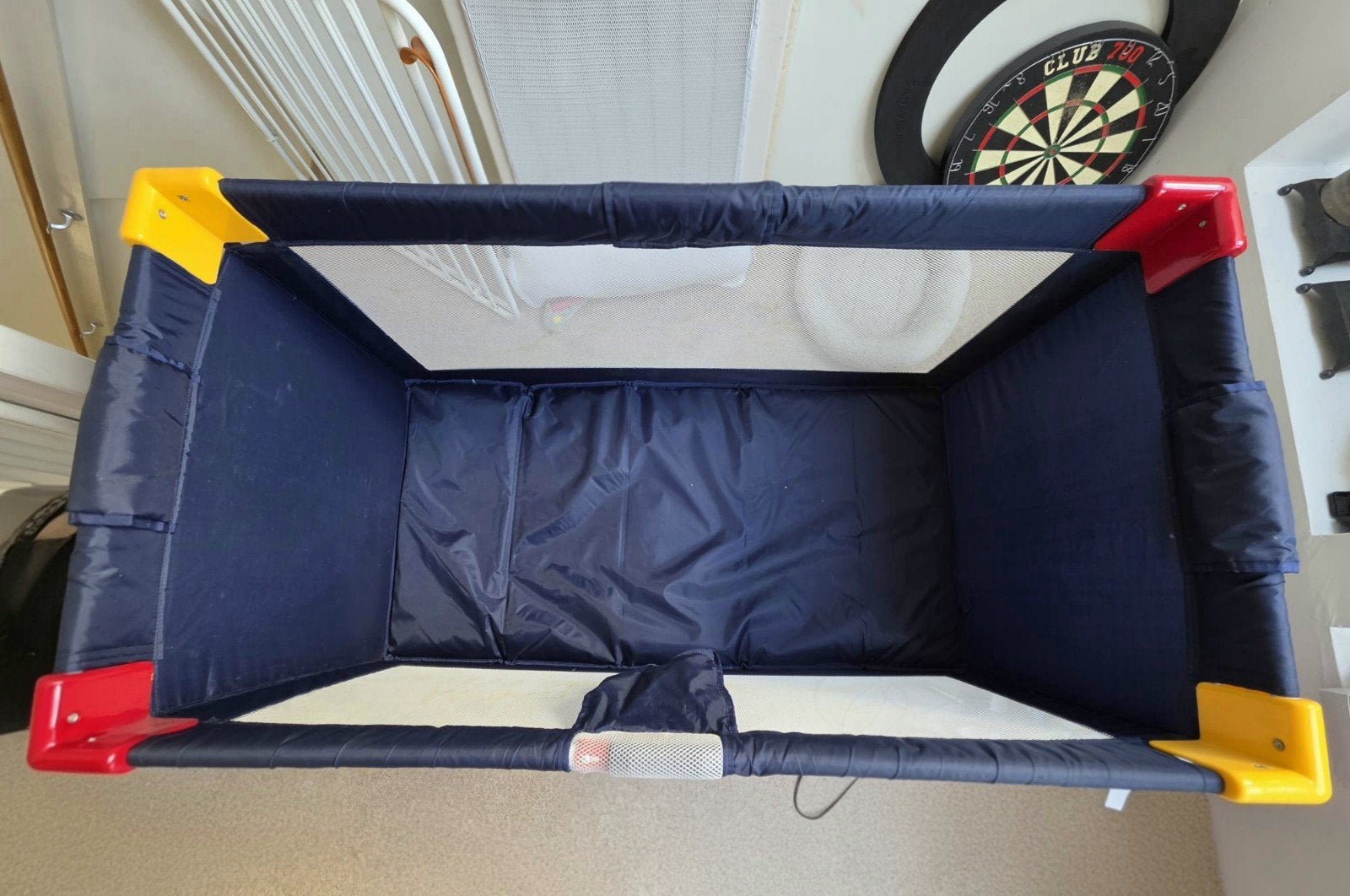 Inklapbaar donkerblauw campingbedje/reisbedje, Ophalen, Zo goed als nieuw, Reisbedje