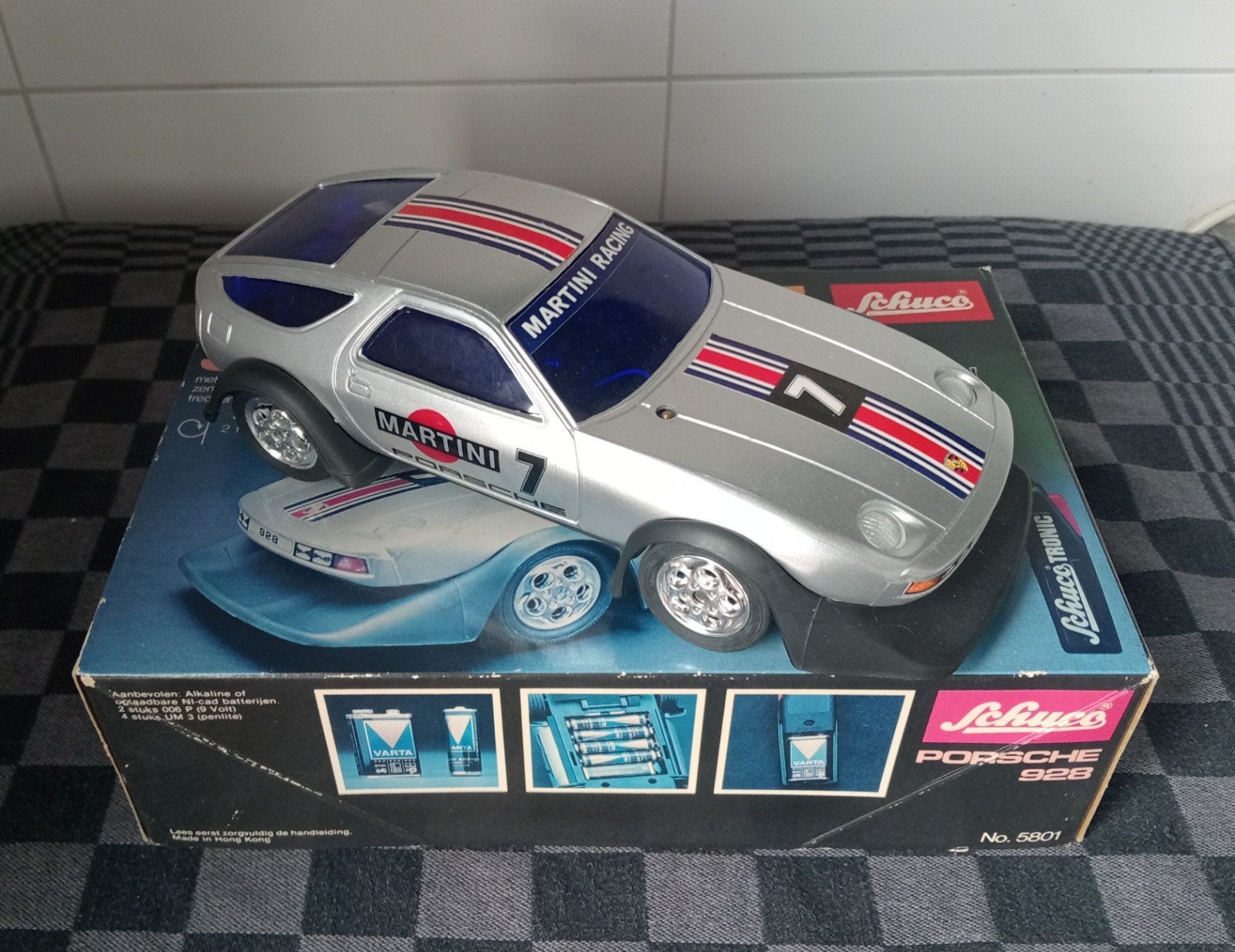 Vintage RC Schuco Porsche 928, Ophalen of Verzenden, Overige schalen, Overige typen, Auto onroad